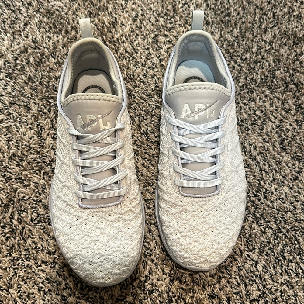 APL Women’s Techloom Phantom Shoes